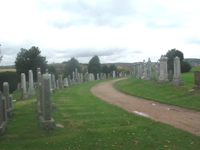 Torphins cemetery © Stanley Howe :: Geograph Britain and Ireland