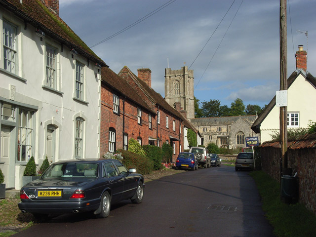 Aldbourne © Andrew Smith cc-by-sa/2.0 :: Geograph Britain and Ireland