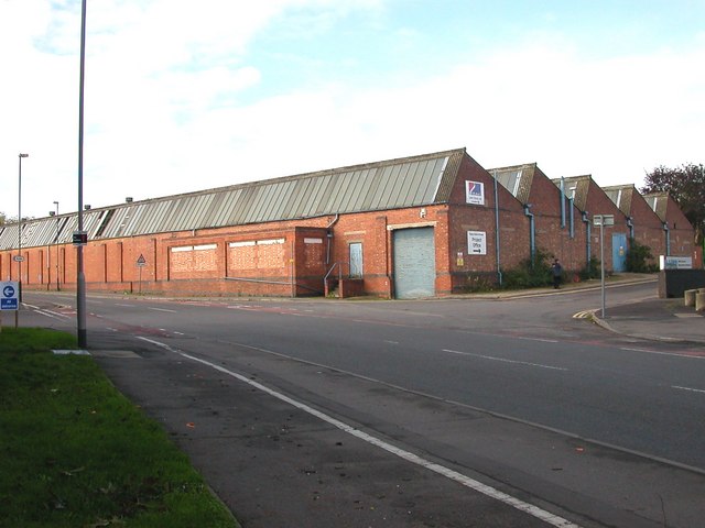 Rugby - Mill Road © Ian Rob cc-by-sa/2.0 :: Geograph Britain and Ireland