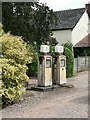 Disused petrol pumps, Talaton