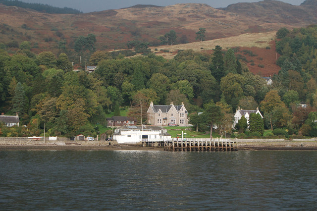 Tighnabruaich Pier © Donald MacDonald :: Geograph Britain and Ireland