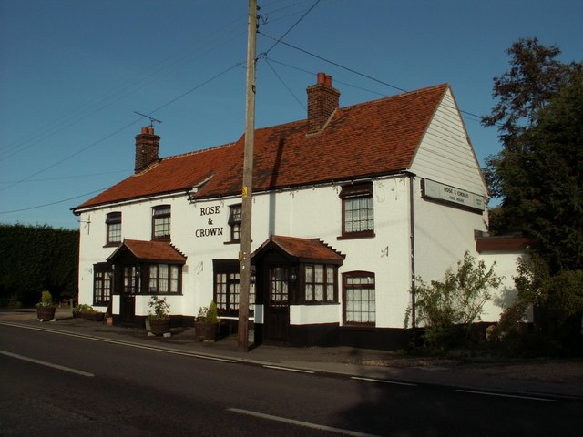 'Rose & Crown' inn at Tolleshunt... © Robert Edwards cc-by-sa/2.0 ...