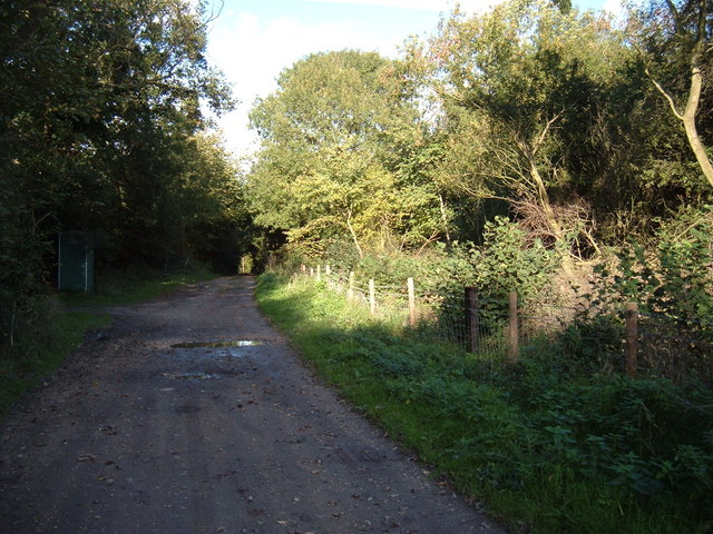 Lane to Clarborough Nature Reserve