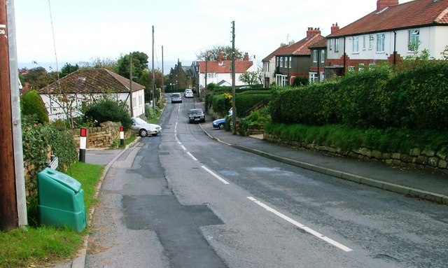 Fylingthorpe, Start of the Climb out of... © Mick Garratt cc-by-sa/2.0 ...