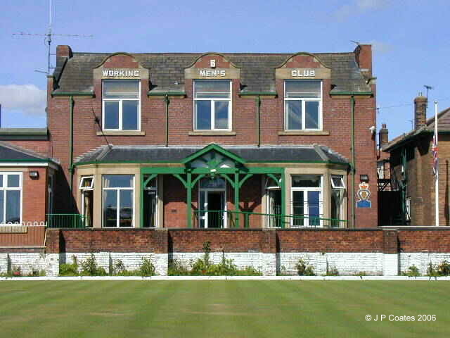 Old Bank Working Men's Club © John P Coates :: Geograph Britain and Ireland