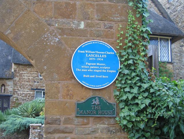 Blue Plaque at the Manor House