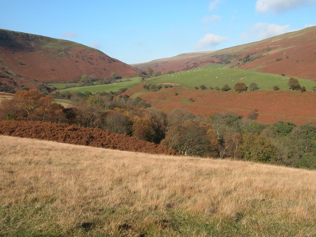 The valley around Blaen-bwch
