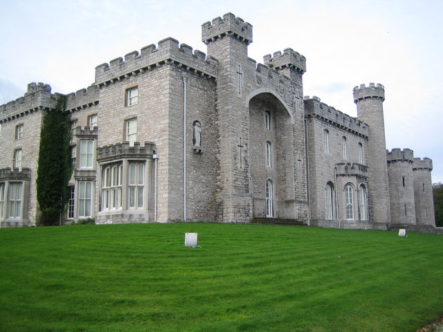 Bodelwyddan Castle - A Warners Hotel © Phil Catterall cc-by-sa/2.0 ...