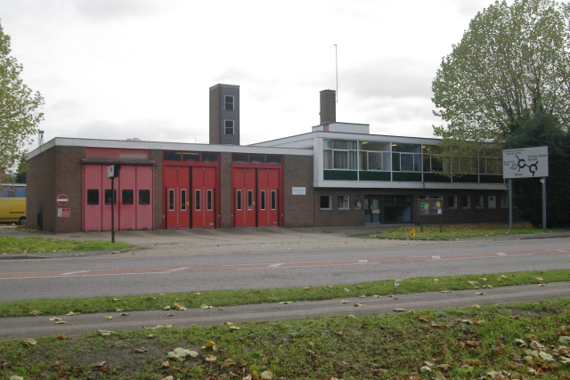 Watford fire station © Kevin Hale :: Geograph Britain and Ireland