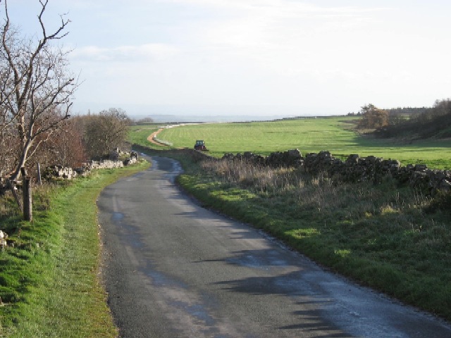 Grooming The Gallops © Roger Gilbertson Cc By Sa20 Geograph