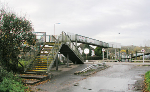 Footbridge in Wenvoe over the A4050