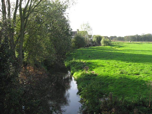 Crossing The Yare © Roger Gilbertson Cc By Sa20 Geograph Britain