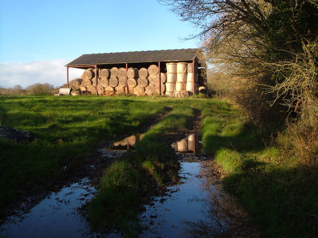 Barn near Honeyford Farm