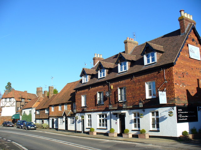 Swan Inn, Chiddingfold © Colin Smith cc-by-sa/2.0 :: Geograph Britain ...