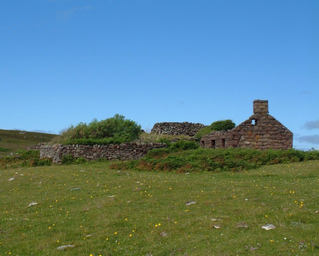 Ruined croft and Broch