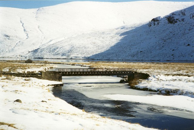 The bridge over River Lee to Inchgrundle