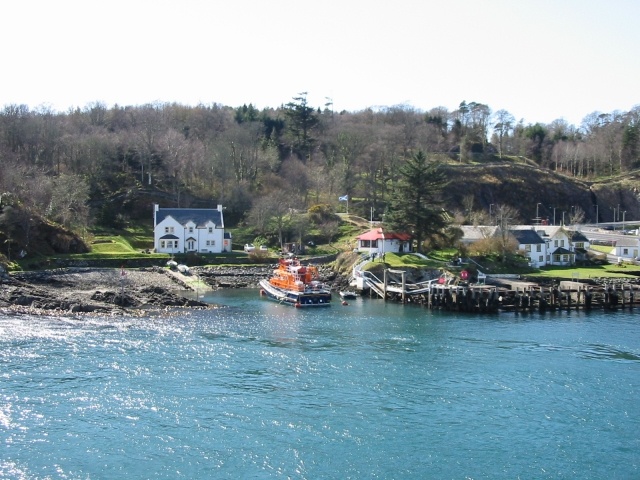 Port Askaig from ferry