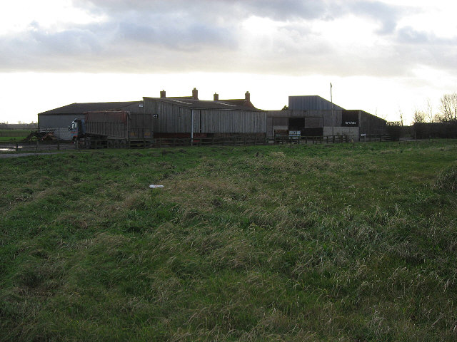 Newlands Farm © Roger Gilbertson Cc By Sa20 Geograph Britain And