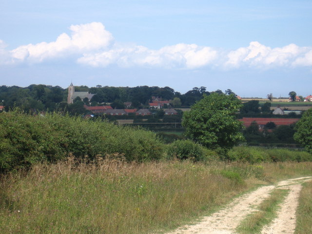 Peddars Way approaching Ringstead