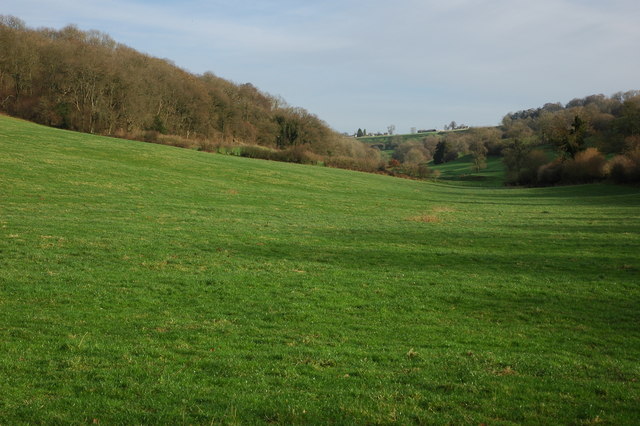 Valley to the south-west of Tresham