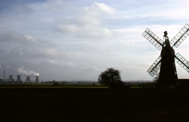 North Leverton Windmill and West Burton Power Station