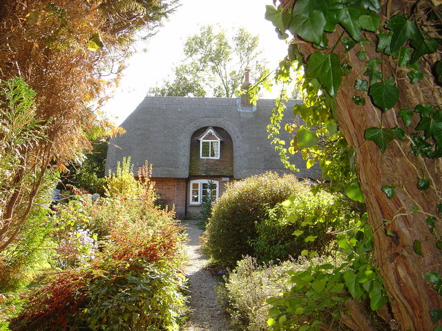 Thatched Cottage built 1445