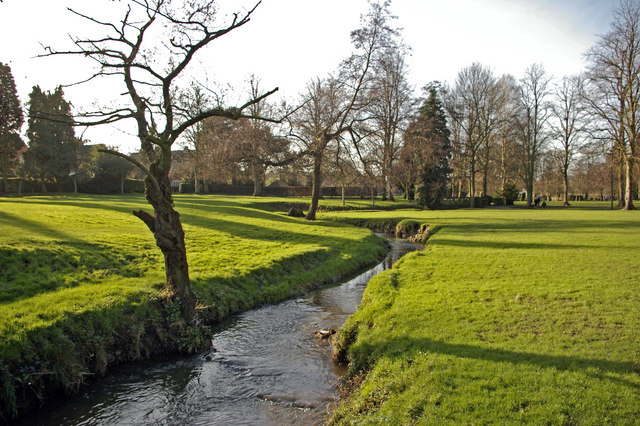The Bourn flowing through Bournville Park