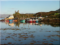 NG7526 : Kyleakin Harbour by Dave Fergusson