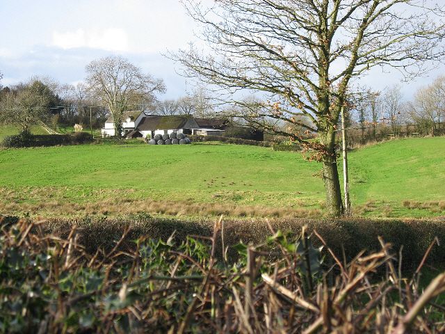 Farmhouse Barn And Land © Roger Gilbertson Geograph Britain And Ireland