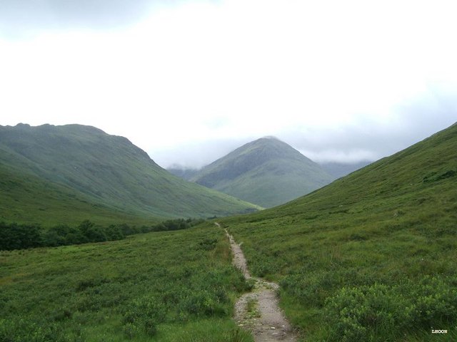 Going into Gleann Undalain, with Sgurr na Creige in the background