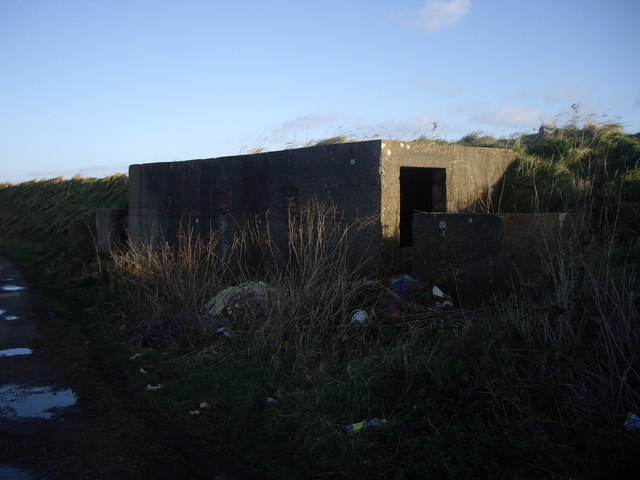 Disused Military Building Near Gedney Drove End