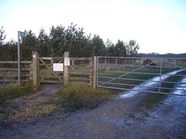 Gateway leading to Chapmans Well Nature... © brian clark :: Geograph ...