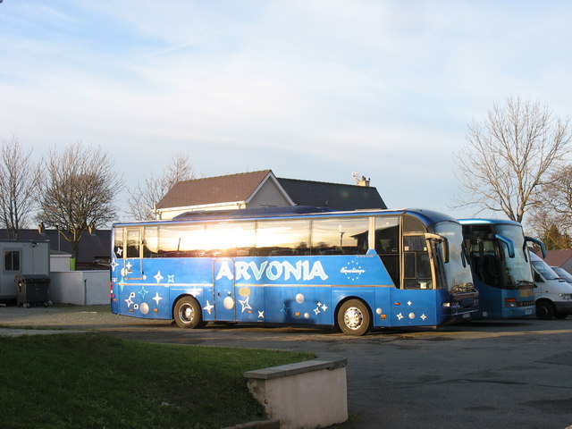 The Arvonia Coaches Depot, Y Sgwar, Llanrug