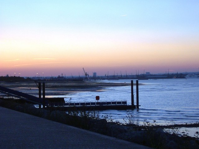 Sunset by the Lock on Hythe Marina
