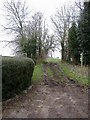 Footpath to Queenlaines farm