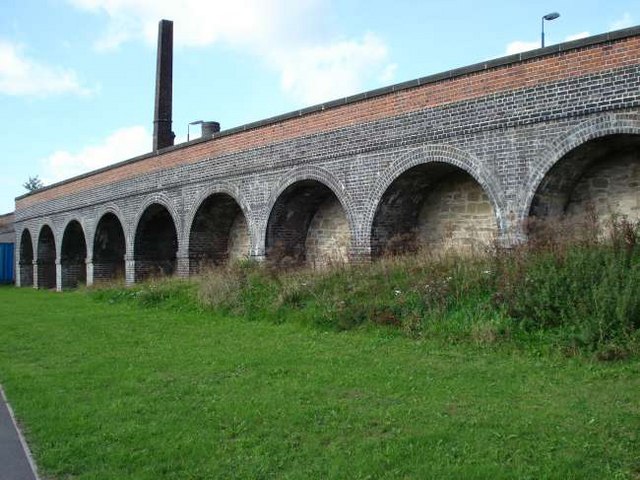 Railway Arches, Longton