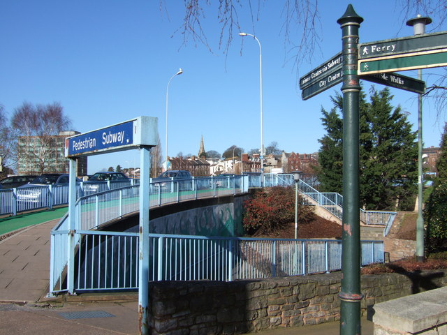 Entrance to subway, Exe Bridges
