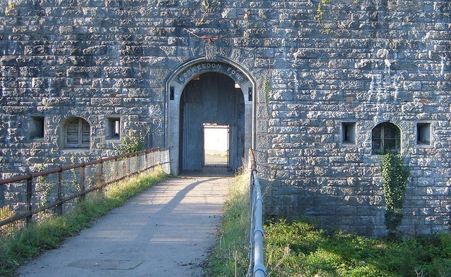 Scraesdon Fort - Entrance