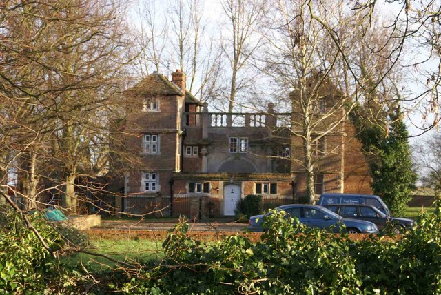 Gatehouse at Leighton Bromswold