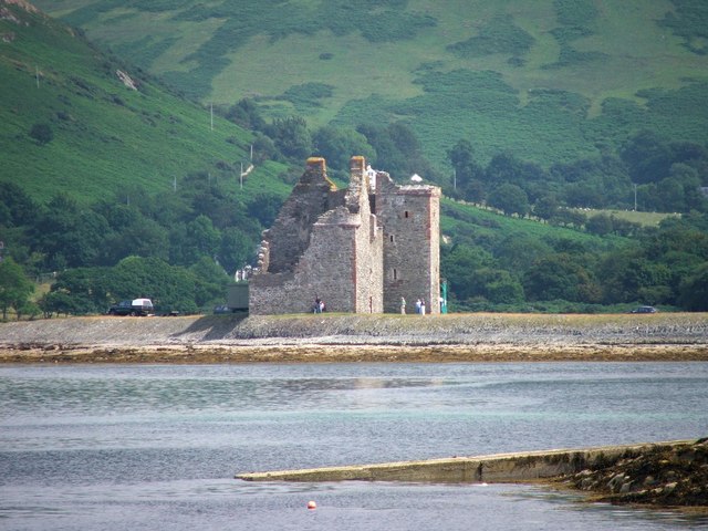Lochranza Castle.