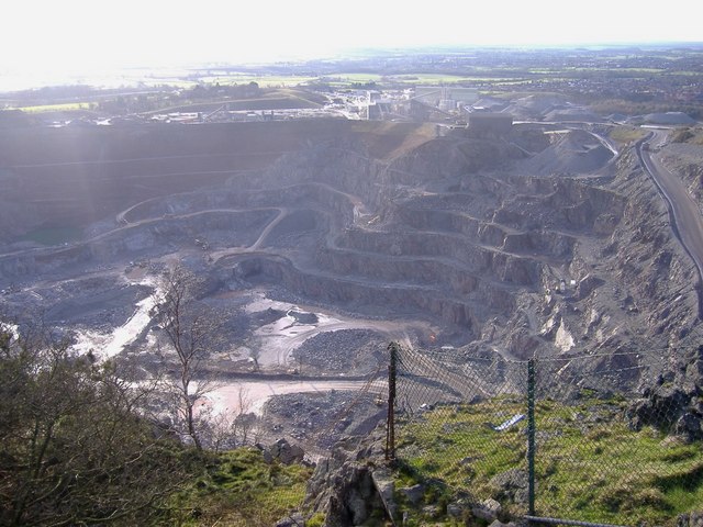 Bardon quarry © Roger Cornfoot :: Geograph Britain and Ireland