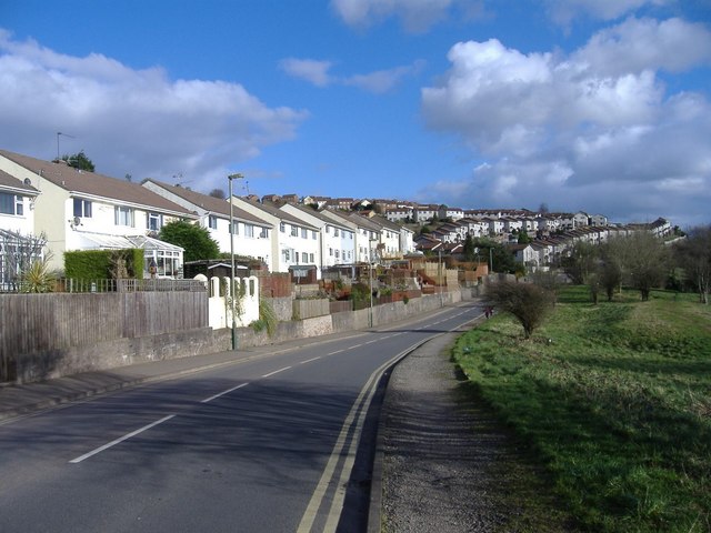 Holly Road, Risca