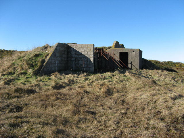 Derelict Building near Redhythe Point