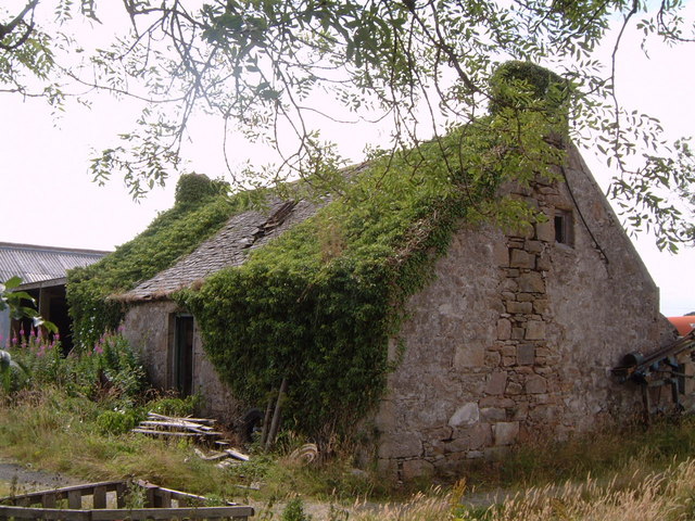 Derelict farm cottage, Logiemuir, nr Pitmedden