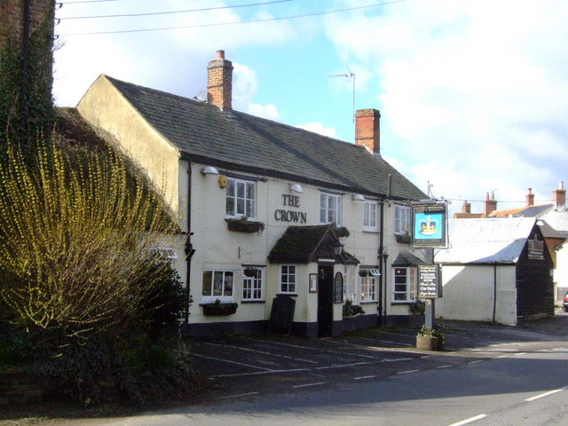 The Crown, Gawcott © al partington cc-by-sa/2.0 :: Geograph Britain and ...