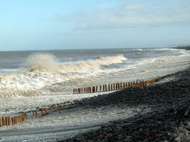 Crashing Waves on Llanrhystud Beach