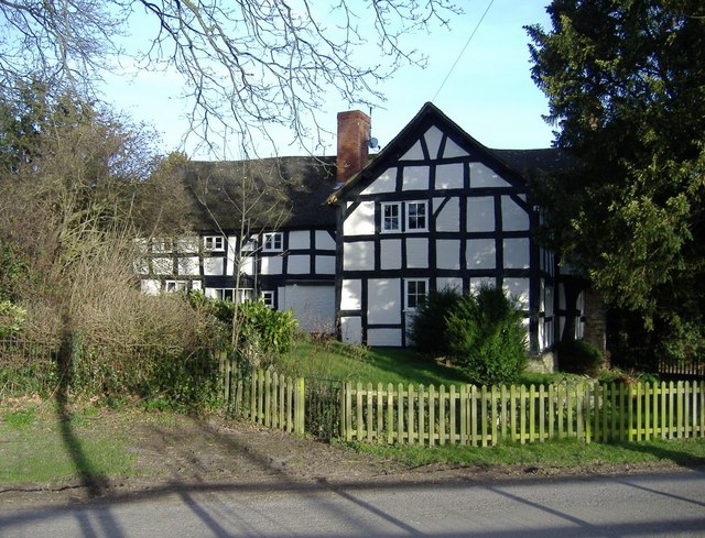 Oak-framed cottage, Marston