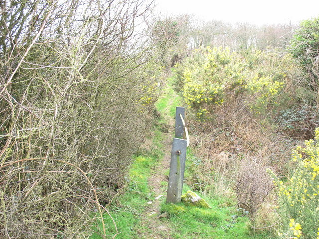 Another footbridge on the quarrymen's path