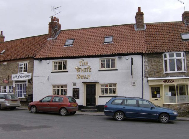 The White Swan, Church Street,... © John Martin :: Geograph Britain and ...