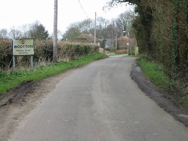 Entering Wootton from the south